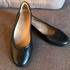 Comfy flats!